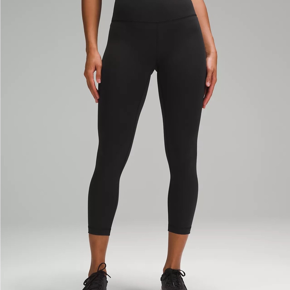 Lululemon Wunder Train High-Rise Crop